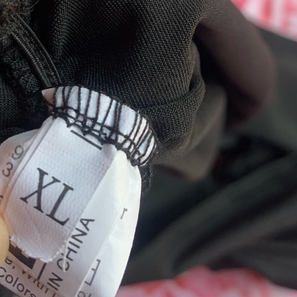 SHIEN🖤black cropped ruched tie halter criss cross v neck spaghetti strap top - Picture 11 of 11